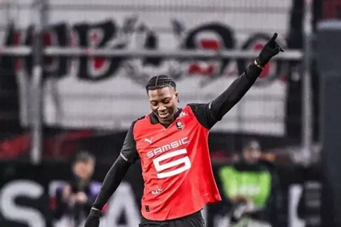 عرض بـ40 مليون يورو.. هل ينجح الهلال في إقناع موهبة رين؟
